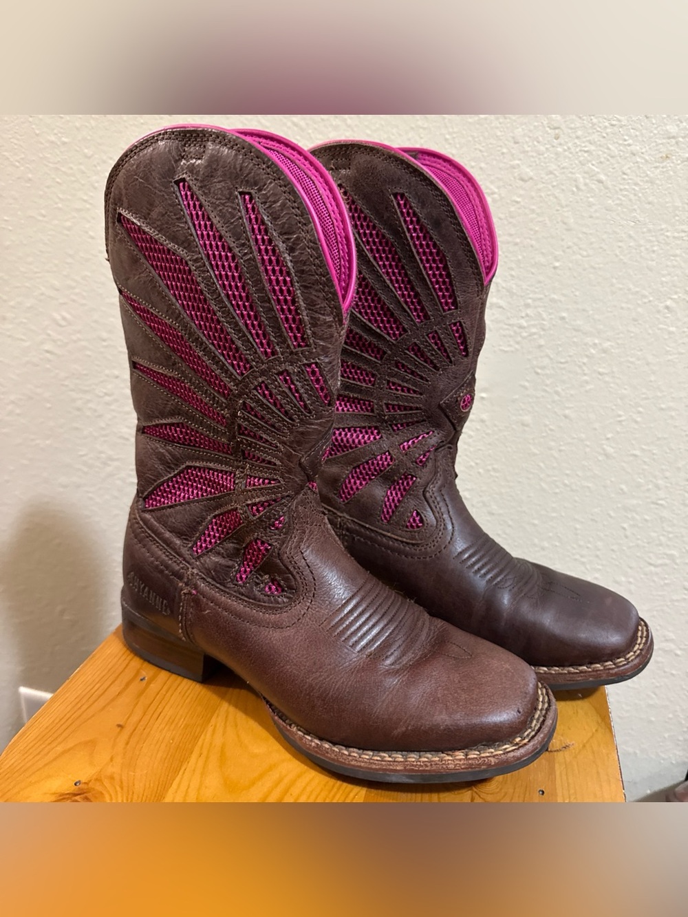Shyanne Xero Gravity square toBrown Leather Cowgirl Boots with Pink Mesh